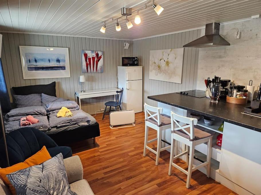 Apartamento Casa Monami Leilighet I Naturen Naer Bergen Lonevåg Exterior foto